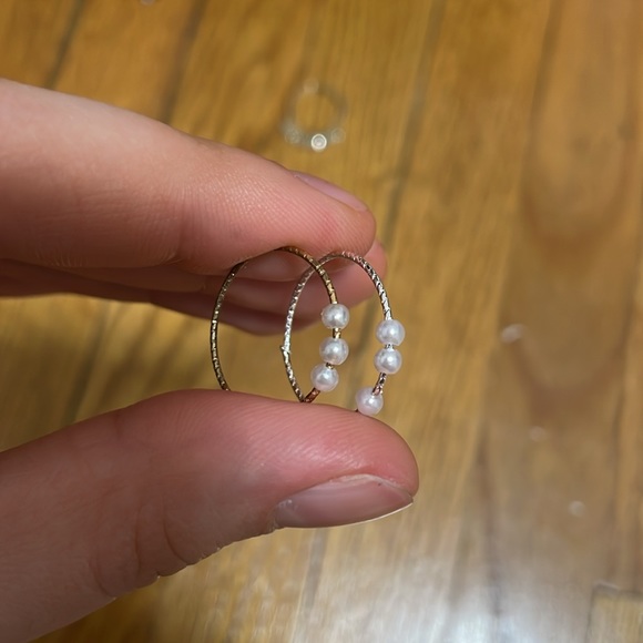 Assortment of rings - Picture 3 of 7